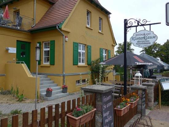 Grosse Ferienwohnung Klosterklause Malchow Малхов Екстериор снимка